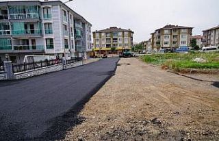 Çorlu Belediyesi asfaltlama çalışmalarını sürdürüyor