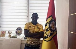 Evkur Yeni Malatyaspor, Moryke Fofana ile 2 yıllık...