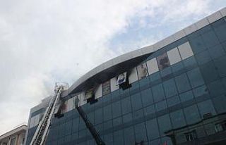 Güngören’de iş yeri dumanlar içinde kaldı