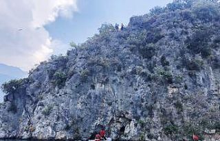 JAK timinden Ölüdeniz’de gerçeği aratmayan kurtarma...