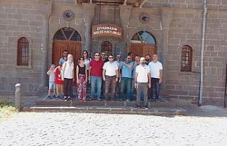 Öğretmenler Diyarbakır’ın tarihi yerlerini gezdi