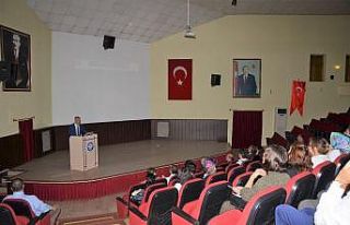 Rektör Levent, akademik ve idari personelle toplantı...