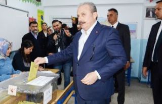 TBMM Başkanı Şentop oyunu Üsküdar’da kullandı