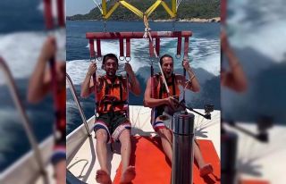 Trabzonsporlu Yusuf Yazıcı ailesiyle tatilin tadını...