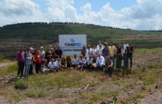 TÜMBİFED üyeleri fidanları toprakla buluşturdu