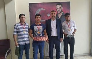 Ülkü Ocakları Satranç Turnuvası Düzenledi