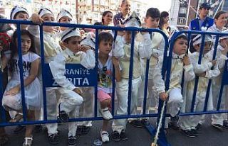 Ümraniye’de binlerce çocuk toplu sünnet şöleninde...