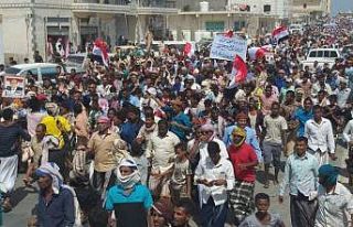 Yemenliler BAE işgaline karşı sokakta