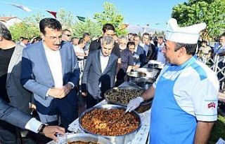 Yeşilyurt’un ünlü yemekleri Kiraz Festivalinde...