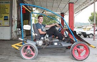 12. sınıf öğrencisi babasına inat kendi aracını...