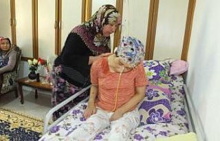 22 yaşındaki Elif karaciğer nakli olamazsa ölecek