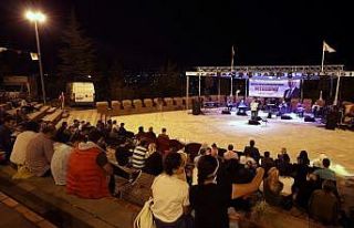 Afyonkarahisar’da yaz akşamları çoşkusu devam...