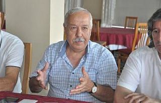 Akdemir; "Eleştirilerimizi dışa dönük yapmalıyız”