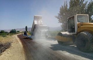 Alaşehir’de asfalt çalışmaları başladı