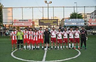 Aliağa’da gençlik turnuvası devam ediyor