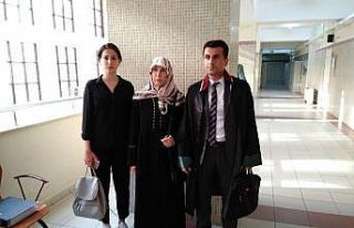 Amcasını öldürüp cesedini parçalayan sanığın...