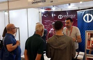 Ankara Üniversite Tercih Fuarı’nda Anadolu Üniversitesi’ne...