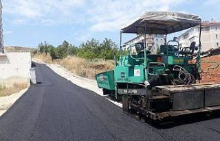 Asfalt çalışmaları devam ediyor