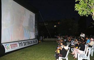 Ataşehir’de, akşamları yazlık sinema keyfi