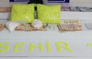 Ataşehir’de buzdolabına saklanmış halde uyuşturucu...