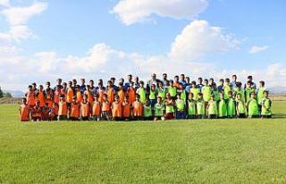 Aziziye Belediyesi ‘Yaz Futbol Okulu’ başladı