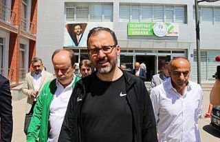 Bakan Kasapoğlu’ndan Muaythai Milli Takımı’na...
