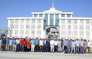 Başkan Genç’ten, süpürgeli sokak temizliği