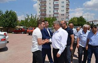 Başkan Özkan Altun Vatandaşları Mutlu Gününde...