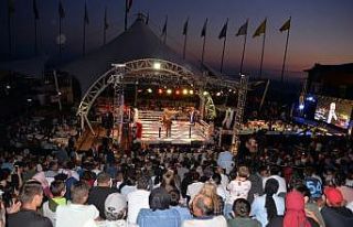 Bayraktepe Arena’da Kick Boks fırtınası nefesleri...