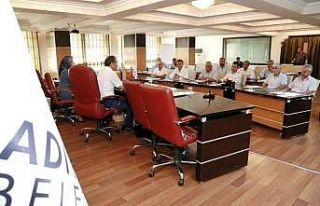 Belediye Başkanı Kılınç muhtarlarla bir araya...