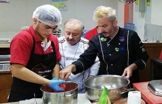 Beyaz Kalpler mutfağı çiğ beslenme ile tanıştı