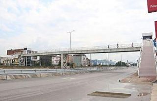 Bir modern üst geçit daha hizmete girdi