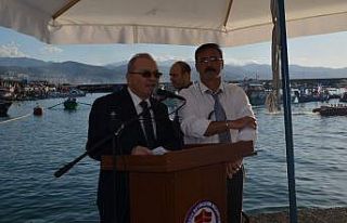 Birinci olan yarışmacıdan alkışlanacak davranış