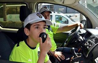 Çocuklardan "Öncelik yayanın, öncelik hayatın"...