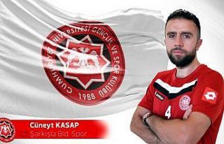 CÜSK, kadrosuna 14 futbolcu kattı