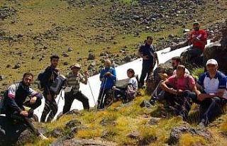 Dağcılar, Türkiye’nin volkanik en yüksek ikinci...