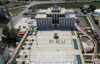 Döşemealtı Kitap Günleri  başladı