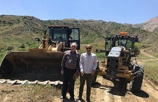 Eleşkirt Kaymakamlığı özel idare ekiplerinin...