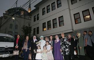 Emine Erdoğan’ın Tokyo’da Yunus Emre Enstitüsü...