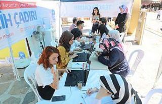 Eyüpsultan Meydanı’nda ücretsiz YKS tercih çadırı...