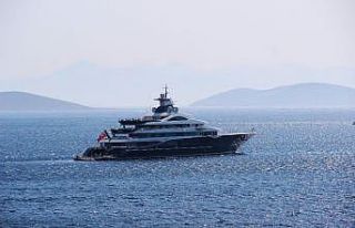 Futbol milyarderi milyon dolarlık yatıyla Bodrum’da