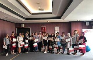 Gebe okulu yüzüncü mezununu verdi