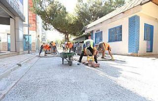 Hasanefendi Mahallesi’nde yol çalışmalarına...