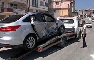 Hatay’da maddi hasarlı trafik kazası