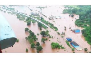 Hindistan'daki sel felaketinde bilanço artıyor