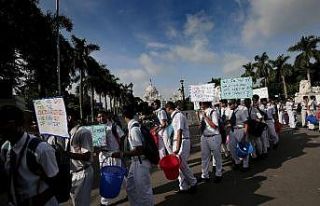 Hindistan’da iklim değişikliğine dikkat yürüyüşü