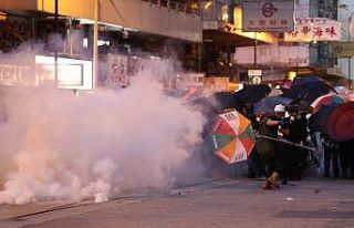Hong Kong’da protestolara polis müdahalesi