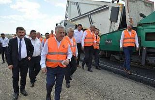 Kars modern yollarla Gürcistan’a bağlanıyor