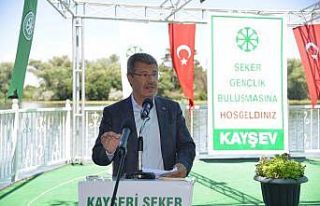 Kayseri Şeker, ’KAYSEV’ Vakfından 1243 üniversite...