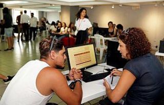 Konak Belediyesinden üniversite adaylarına tercih...